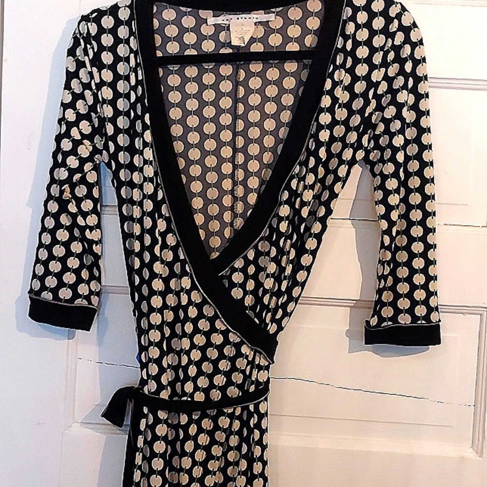 Max Studio Wrap dress